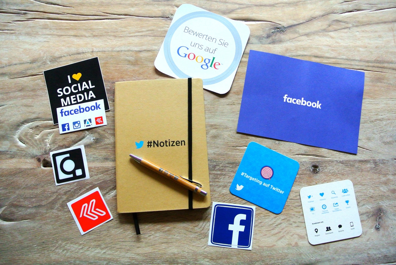 How to use social media to build your personal brand
                            